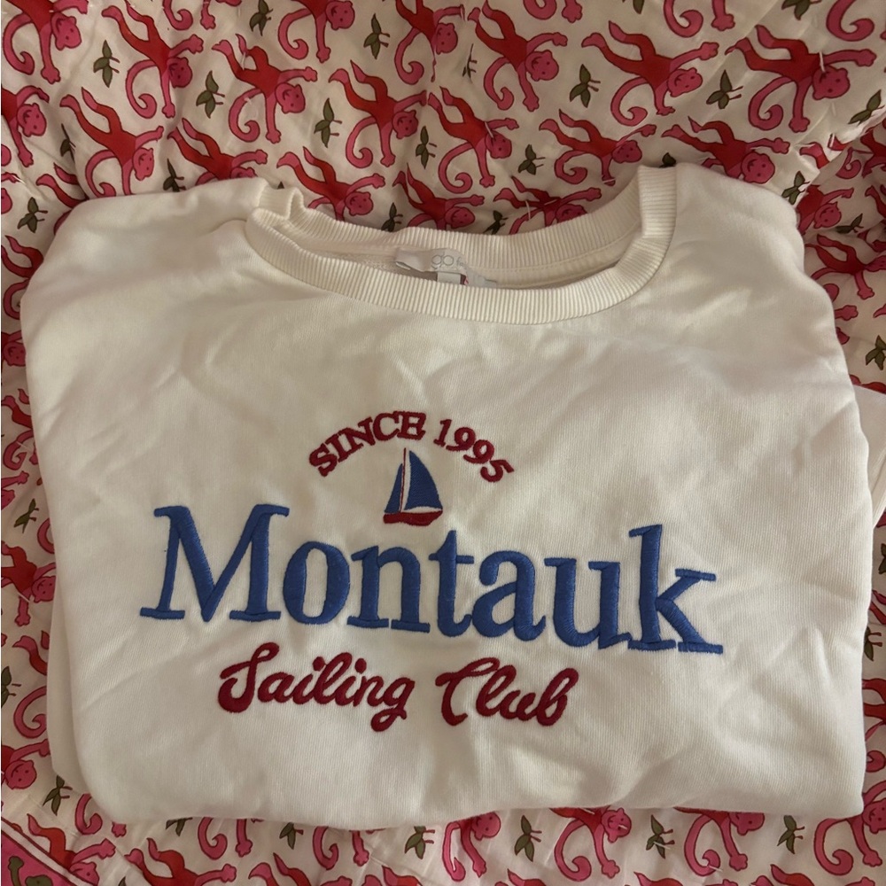 White and Blue Nautical Sweatshirt with Montauk Sailing Club Design